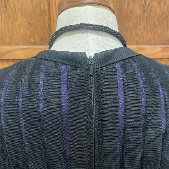 Adrianna Papell Black Cap Sleeve Cocktail Dress with Purple Lining - Picture 12 of 15